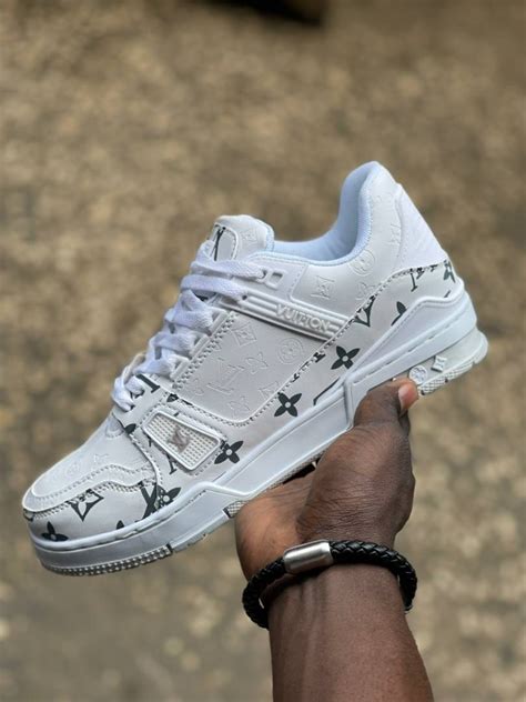 chaussure louis vuitton 2019|louis vuitton trainer shoes.